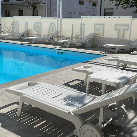 Hotell Apis 3*