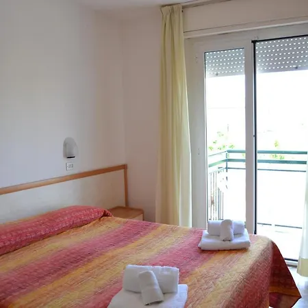 Apis Hotell 3*