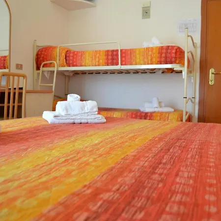 Hotell Apis Rimini