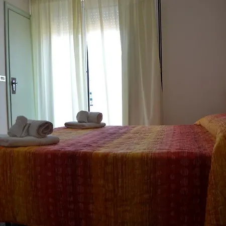 Apis 3* Rimini