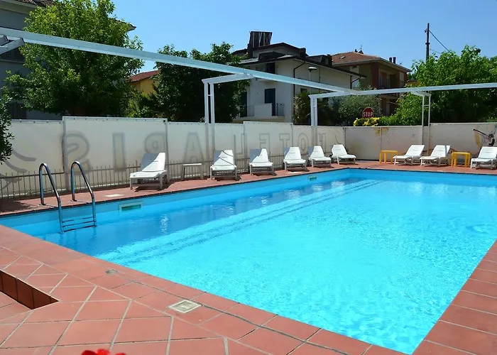 Apis 3* Rimini