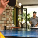 Apis Hotel 3*